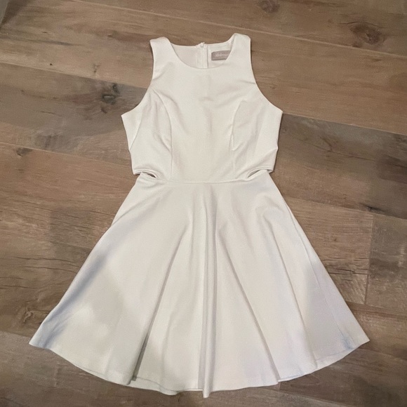 white dress with side slits - Picture 1 of 2